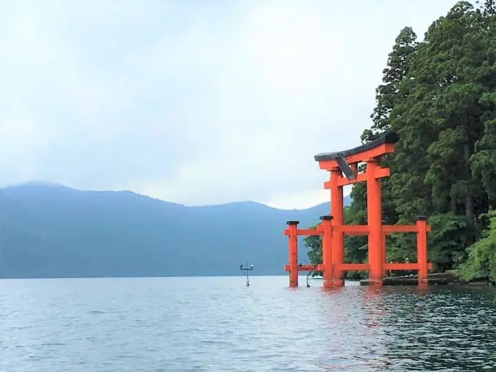 Hakone Shrine