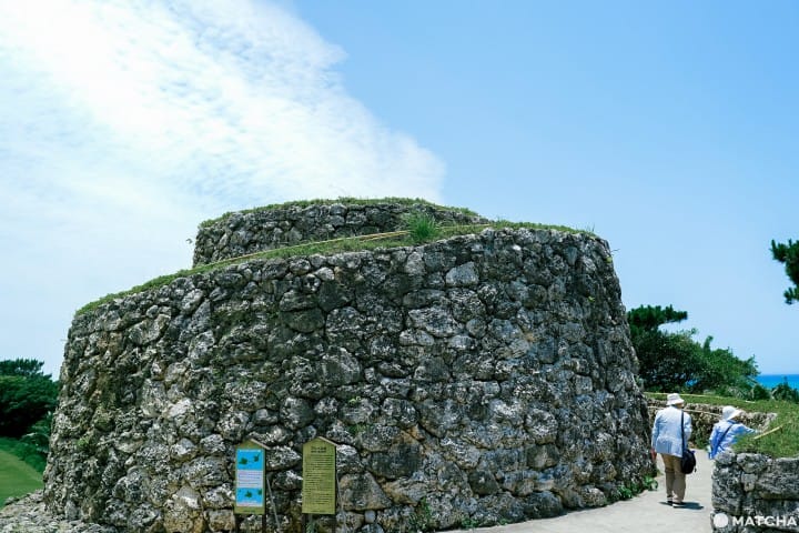 石垣八重山民俗村_石垣八重山村_網張塔