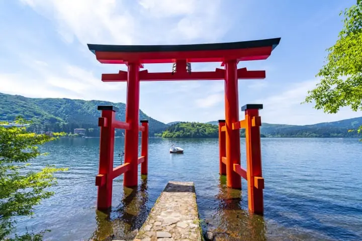 箱根 蘆之湖 大鳥居