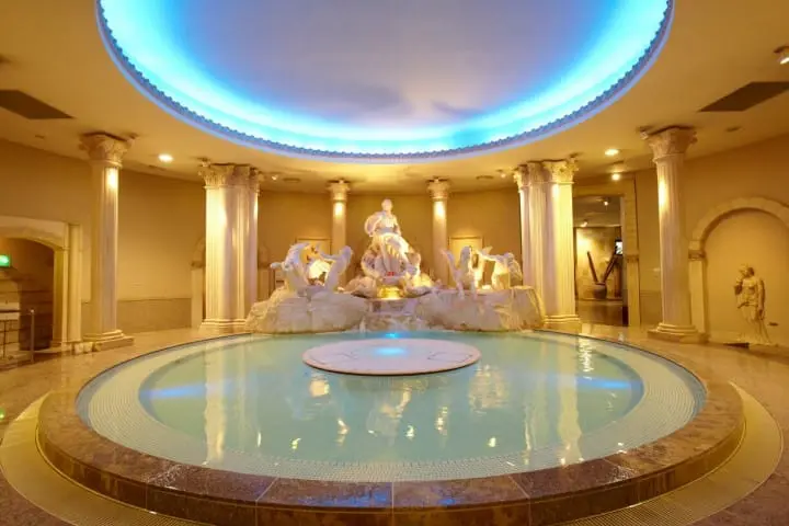 スパワールド 羅馬浴場