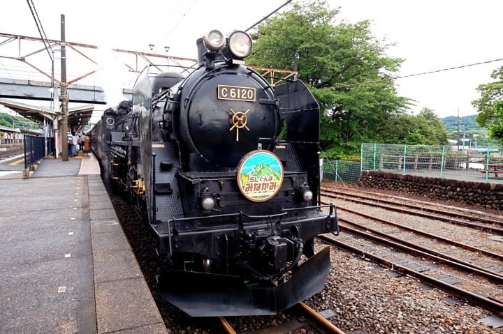 นั่งรถจักรไอน้ำย้อนยุคด้วย Tokyo Wide Pass ไปเที่ยวที่มินาคามิ (Minakami) ในกุนมะ (Gumma) กัน!