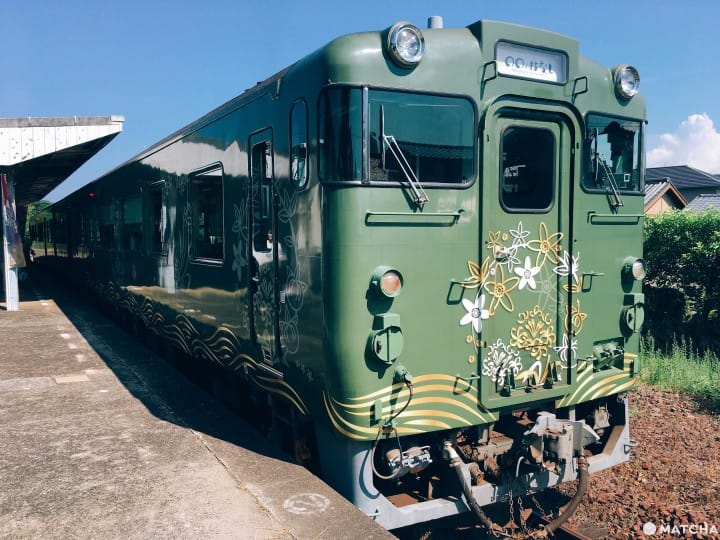 【山口】搭乘觀光小列車「〇〇のはなし」,悠遊山口海岸線與歷史小鎮萩市