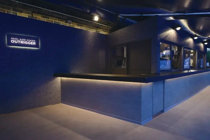 ナイトプールで夏を満喫！ おしゃれな都內のリゾート「ホテルニューオータニ東京」