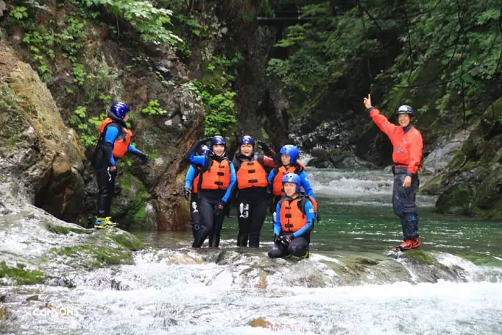 เที่ยวมินาคามิ 3 วัน 2 คืน เก็บผลไม้สดๆ ทำเครื่องประดับเก๋ๆ พักโรงแรมออนเซ็น ปิดท้ายด้วยล่องเรือไปตามสายน้ำใส (Minakami, Gunma)