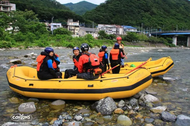 เที่ยวมินาคามิ 3 วัน 2 คืน เก็บผลไม้สดๆ ทำเครื่องประดับเก๋ๆ พักโรงแรมออนเซ็น ปิดท้ายด้วยล่องเรือไปตามสายน้ำใส (Minakami, Gunma)