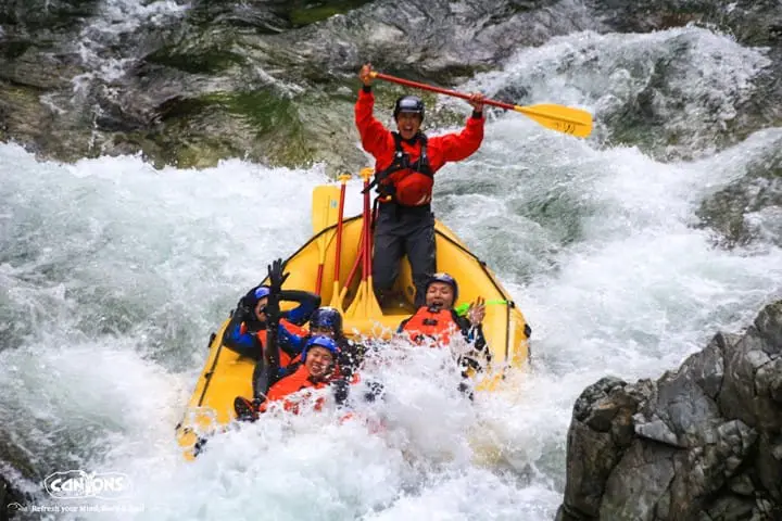 เที่ยวมินาคามิ 3 วัน 2 คืน เก็บผลไม้สดๆ ทำเครื่องประดับเก๋ๆ พักโรงแรมออนเซ็น ปิดท้ายด้วยล่องเรือไปตามสายน้ำใส (Minakami, Gunma)