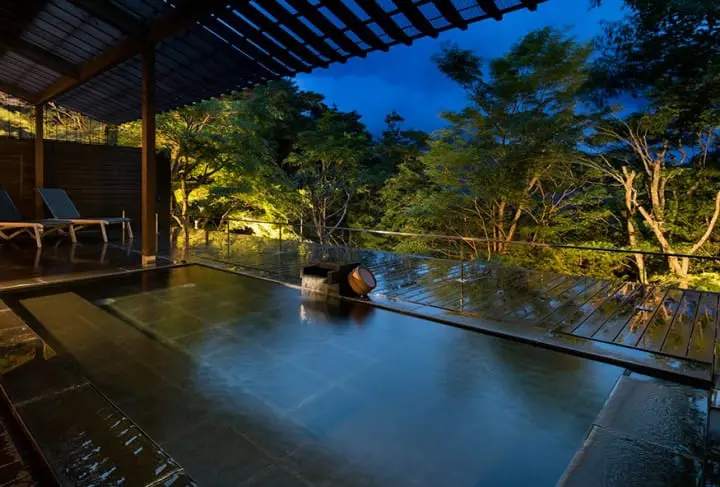 ［神奈川縣］來箱根山中的溫泉酒吧旅館住一晚吧！