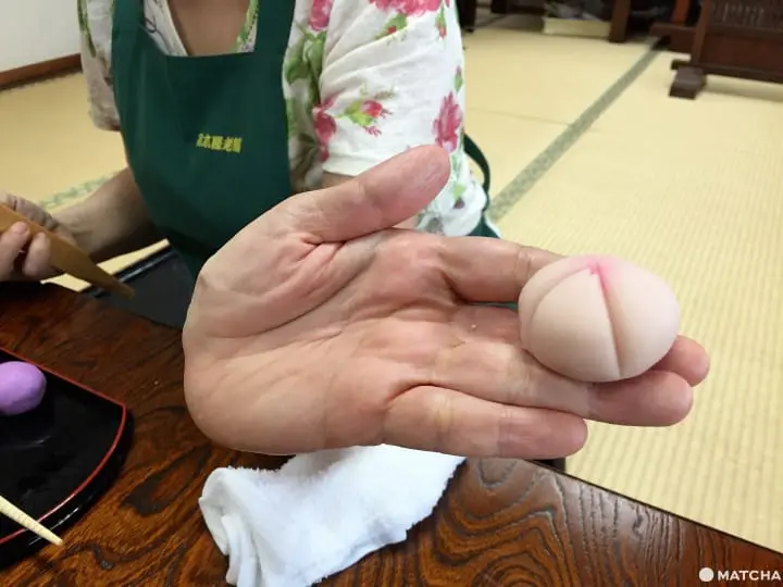 『柴又』高木屋老铺在百年老店烤团子、做和果子