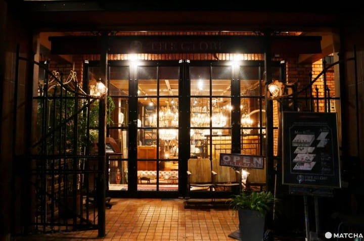 HE GLOBE cafe入口