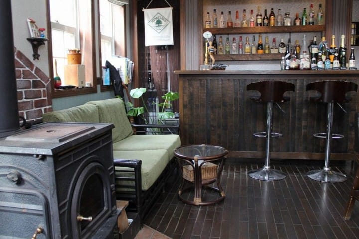 【鎌倉住宿】IZA鎌倉Guest House&Bar-壁爐酒吧