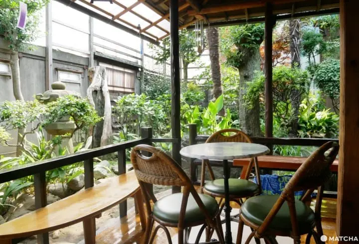 タカラ汤走廊休息区