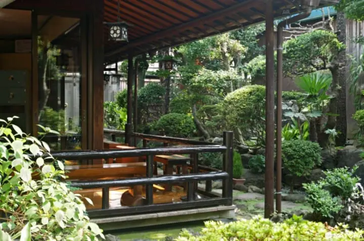 タカラ汤缘侧角落