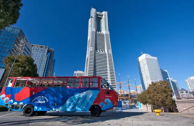 海を走るバス「スカイダック」で橫浜観光のいいとこどり！