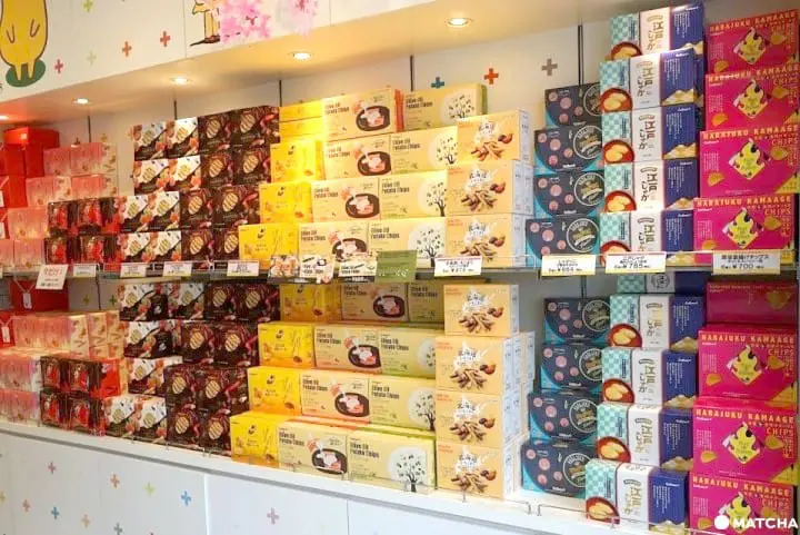 カルビープラス原宿竹下通り店――揚げたて商品を堪能しよう