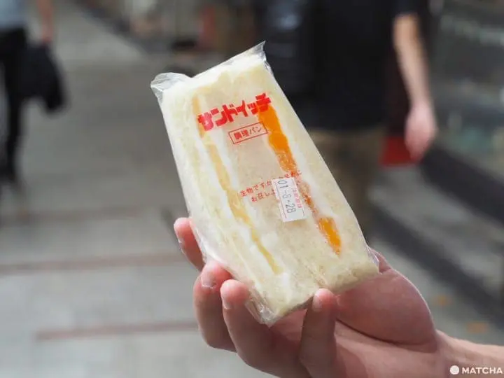 丸十サンドール 水果三明治