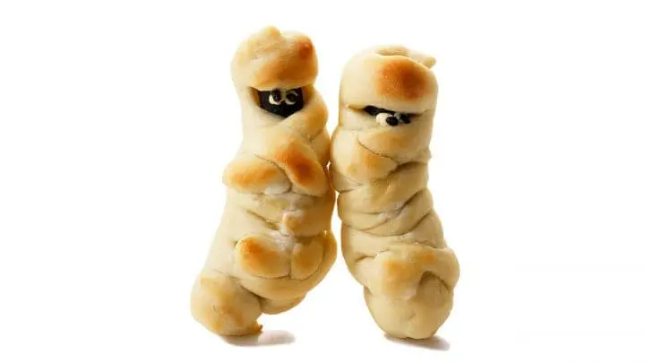 DEAN&DELUCA's Pumpkin Turmeric Latte And Spooky Halloween Offerings