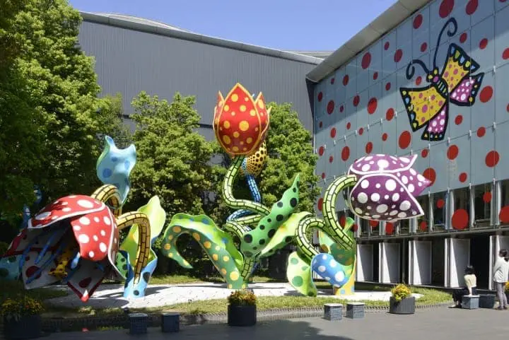 The Visionary Flowers by Yayoi Kusama