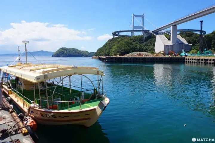 来岛海峡观潮船