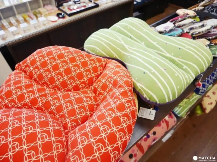 백년 수공 쿠션 오래된 가게 