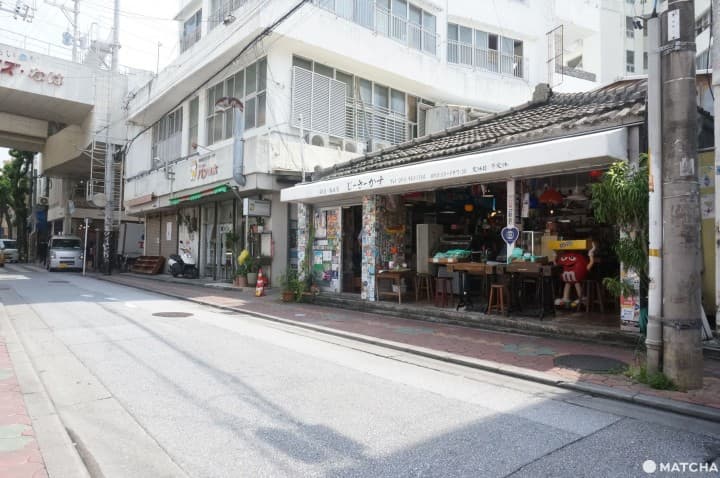 『沖繩』隱身國際通巷弄的浮島通|來場新舊交織的在地散步