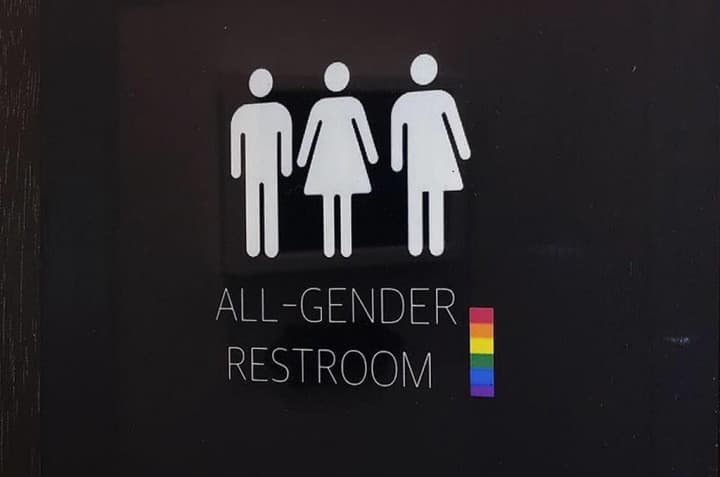 LGBT 廁所