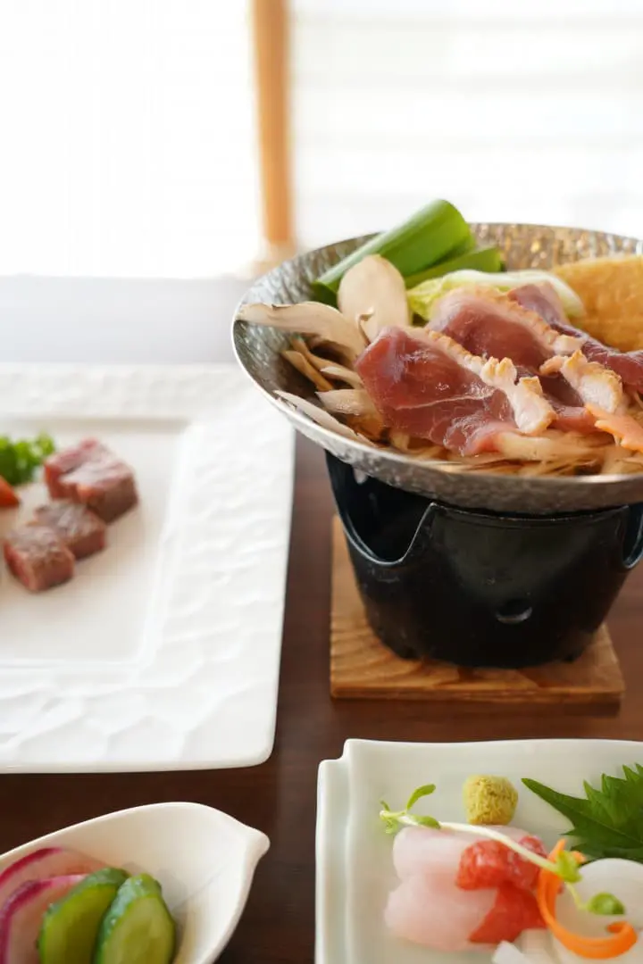 『京都』讓你難得想足不出門享受美景與美食的飯店3選