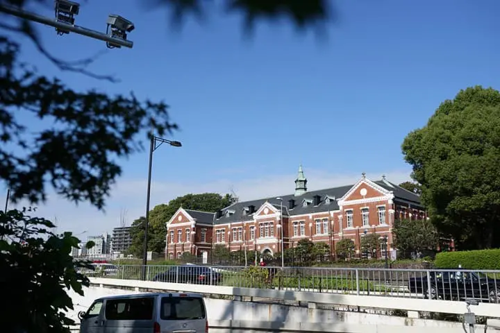 ASICS RUN TOKYO MARUNOUCHI