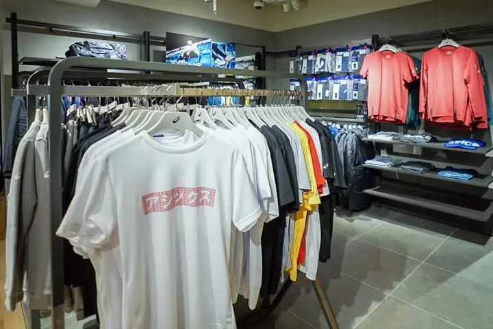 ASICS RUN TOKYO MARUNOUCHI