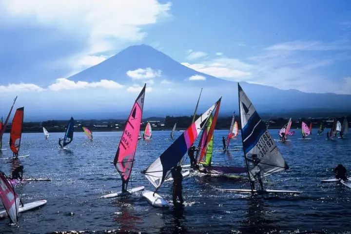 ウィンドサーフィン