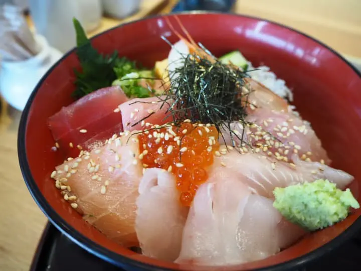 海鮮丼
