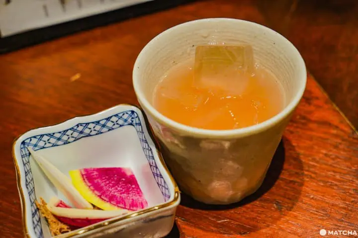 邻近新宿暖帘街（ほぼ新宿のれん街）_牛舌いろ叶_牛タンいろ叶_静冈恋爱白草莓调酒（静冈恋する白いちご）