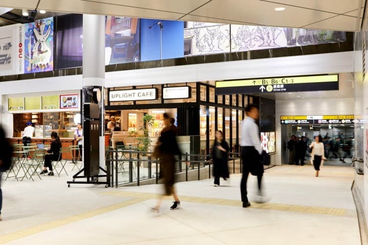 澀谷站東口地下廣場