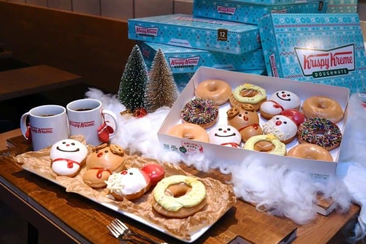 Krispy Kreme - Adorable Baby Merry Christmas Doughnuts