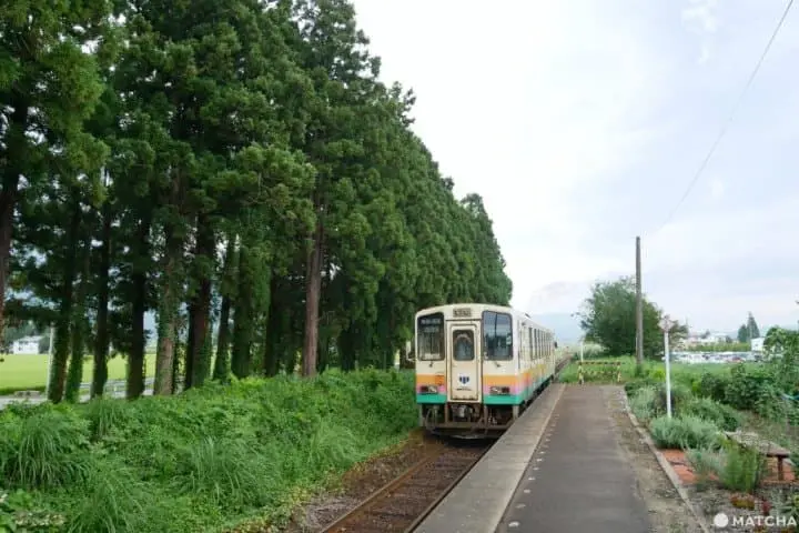 長井線羽前成田站