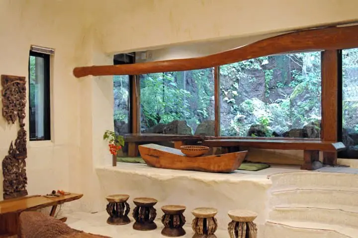 Kubota Itchiku Museum - Breathtaking Kimono Art By An Inspiring Artist