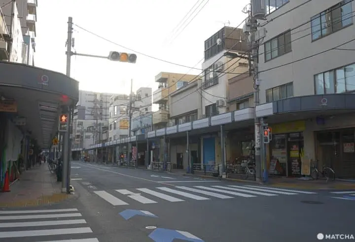 千束通商店街交叉口