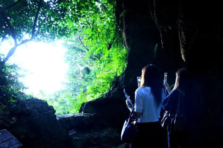 沖繩自駕遊自由行_斎場御嶽