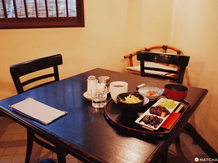 源吾茶屋內觀