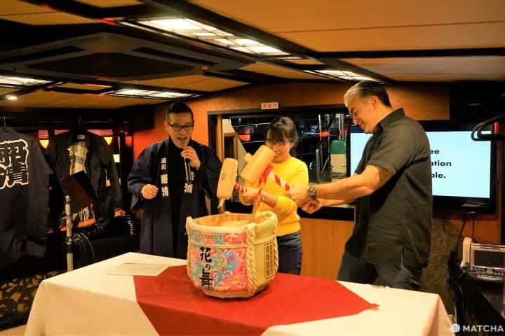 Yakatabune Dinner Cruise In Tokyo: Experience Refined Japanese Culture