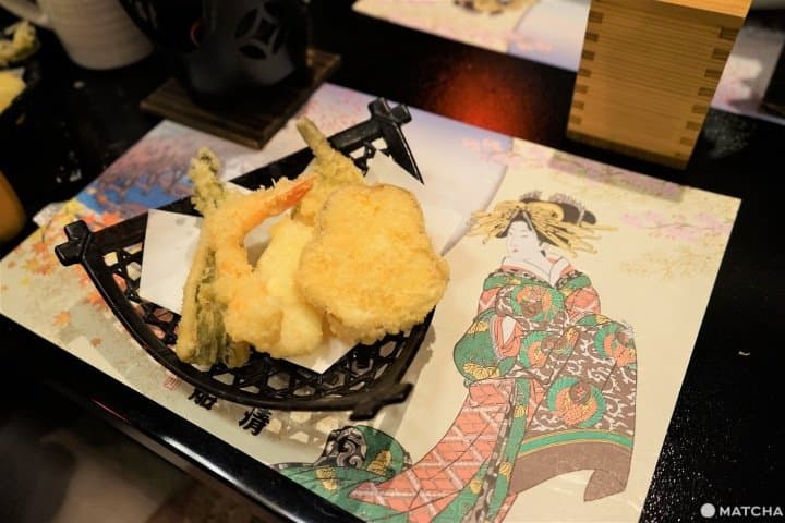 Yakatabune Dinner Cruise In Tokyo: Experience Refined Japanese Culture