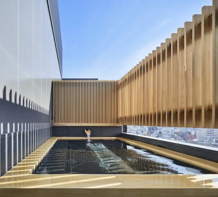 【東京】「ONSEN RYOKAN 由緣 新宿」隱身於繁華都會中的風雅綠洲