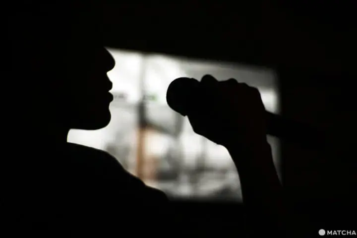 ทำอะไรในวันหยุดที่ญี่ปุ่น ร้องคาราโอเกะแล้วตบด้วยทงคตสึโชยุราเม็ง