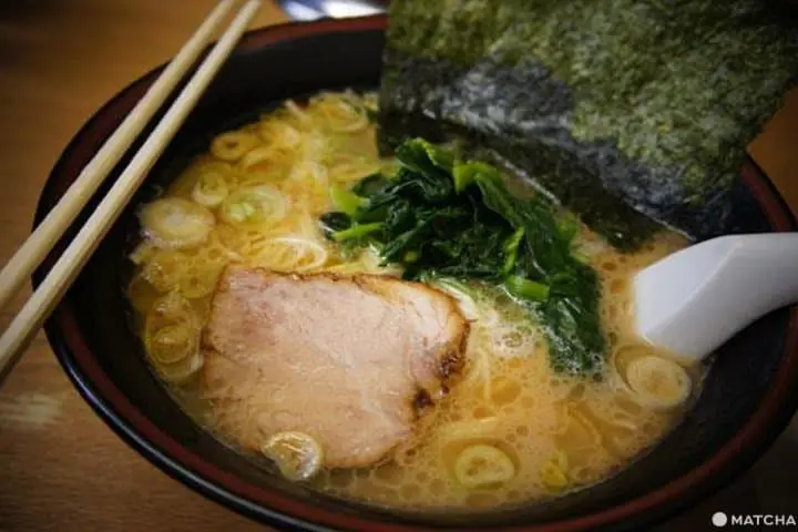 ทำอะไรในวันหยุดที่ญี่ปุ่น ร้องคาราโอเกะแล้วตบด้วยทงคตสึโชยุราเม็ง