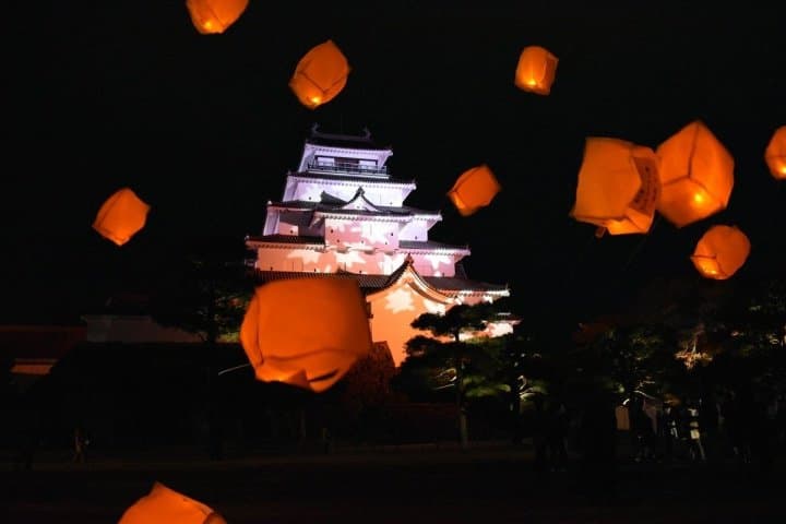 Aizu-Wakamatsu, Fukushima: A Two-Day Winter Trip Of Food, History, And Cats