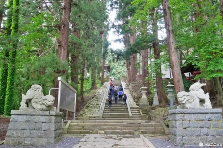 山形熊野大社入口階梯