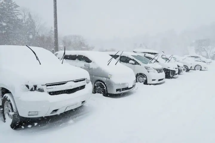 日本雪地自駕遊租車_注意事項_立起雨刷