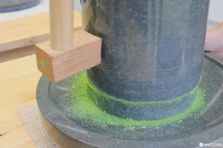 福寿園抹茶づくり体験