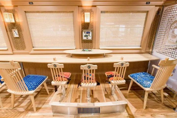 【九州】搭到捨不得下車！一次搜集「熊本」2大特色列車