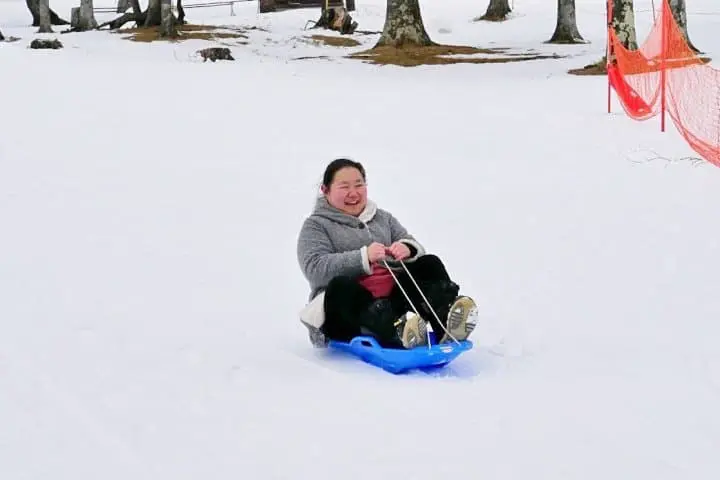 พาครอบครัวเที่ยวสุดสนุกที่นิกโก้ 2 วัน ตอน 1 - มือใหม่ก็เล่นได้ ลานสกีนิกโก้ยุโมโตะออนเซ็น Nikko Yumoto Onsen Ski Park