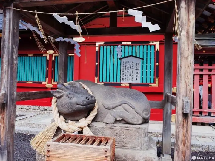 塩釜神社牛隻雕像